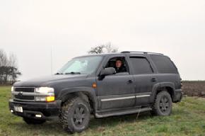 Sebastian Gerland mit seinem Chevy